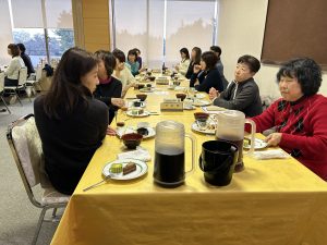 AD6AEDFD-1807-45D9-9EAD-67B0F6C407E1